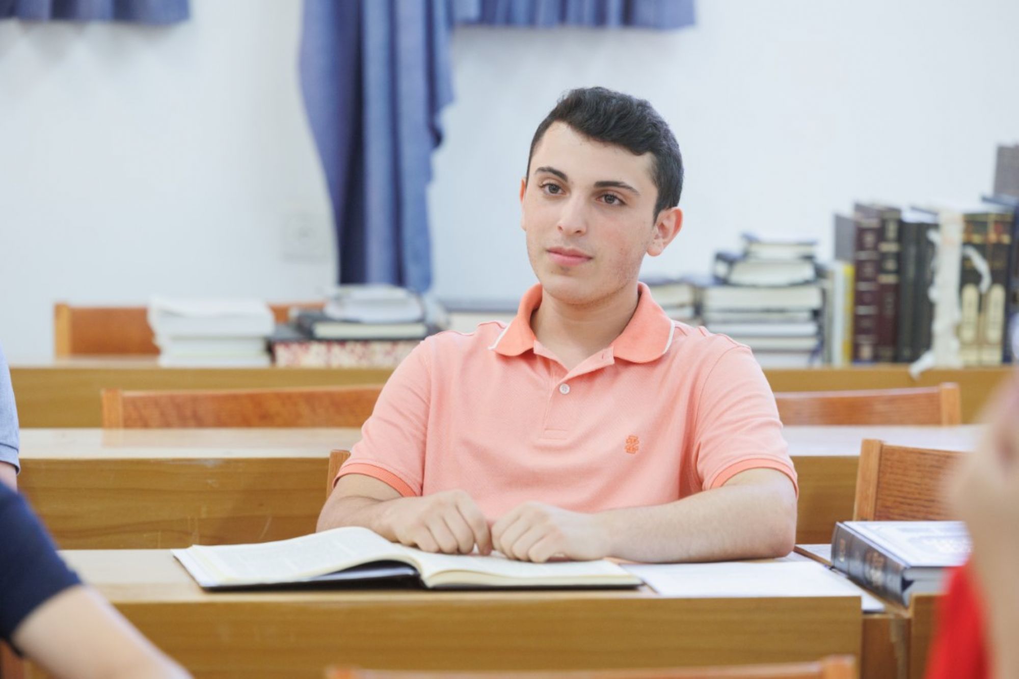 Yeshivat Eretz HaTzvi