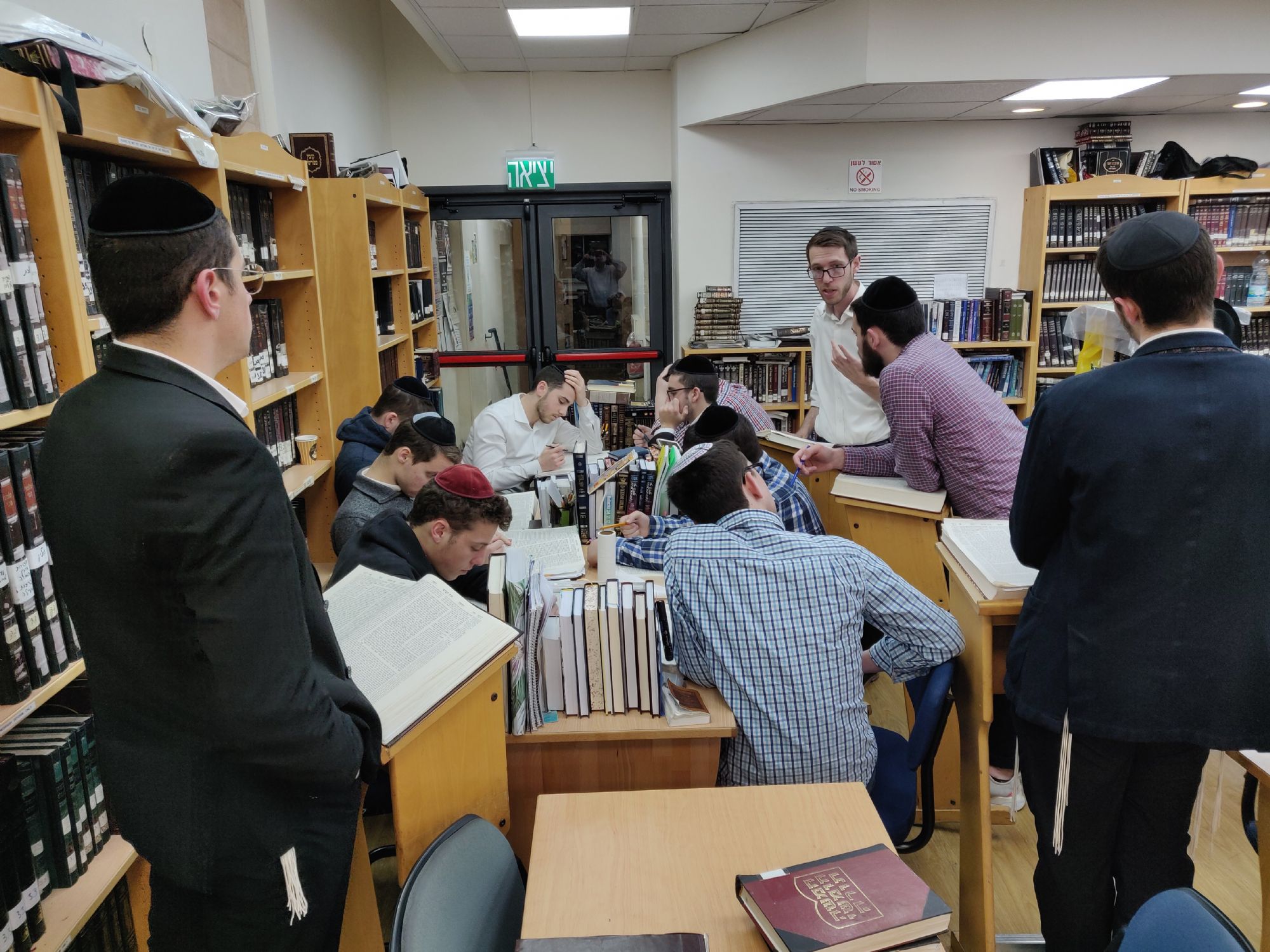 Yeshivat Torat Shraga